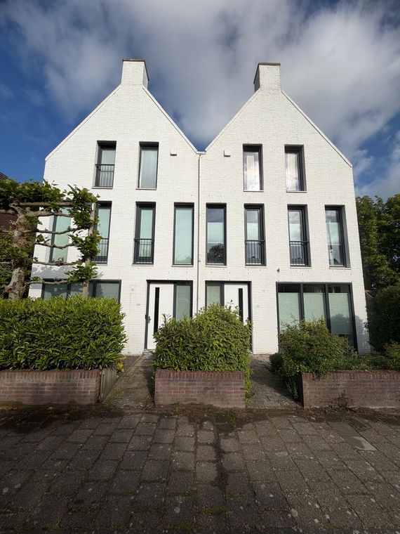 Gevelrenovatie twee woningen